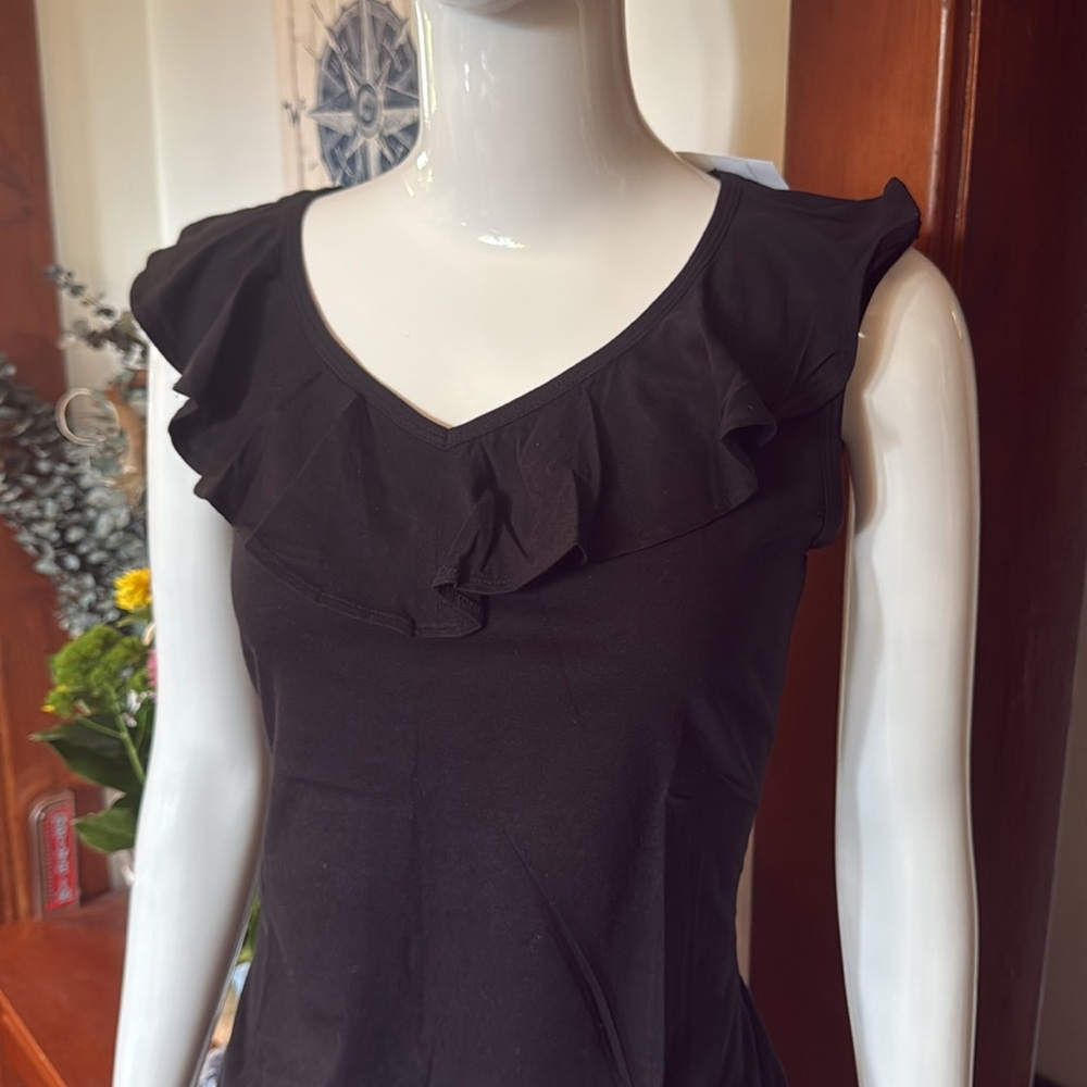 NWT northern reflections size small Elegant Black Ruffle Top